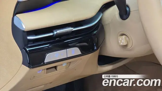 Genesis G80 2024 — ფოტო 17/31