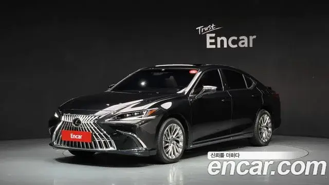 Lexus ES300h 2026 — Şəkil 32/32