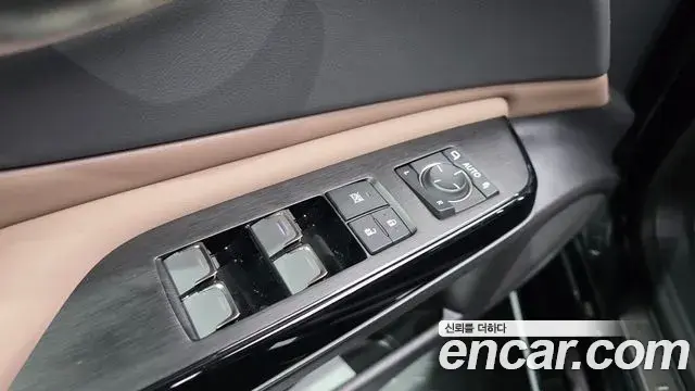 Lexus ES300h 2026 — Şəkil 2/32