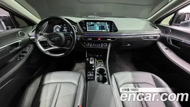 Hyundai Sonata 2023 — Фото 10/20