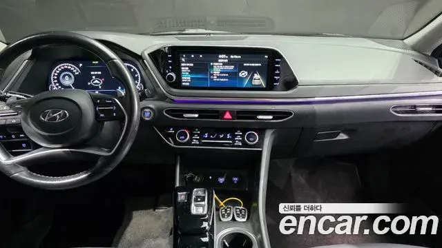 Hyundai Sonata 2023 — Фото 18/20