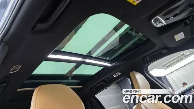 Volvo XC90 2018 — ფოტო 4/20