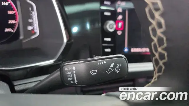 Volkswagen Jetta 2023 — ფოტო 15/32