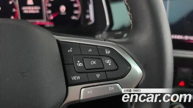 Volkswagen Jetta 2023 — ფოტო 1/32