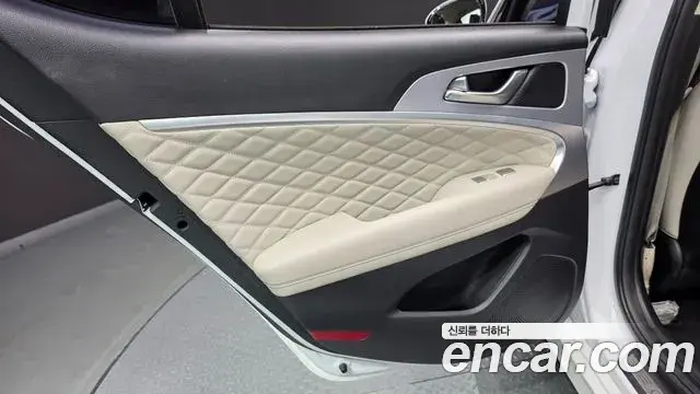 Genesis G70 2019 — Photo 33/34