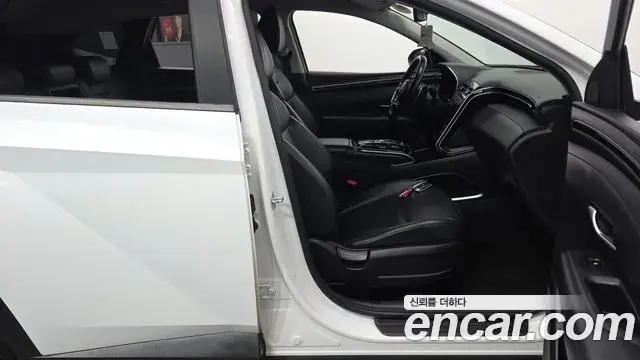 Hyundai Tucson Hybrid 2021 — ფოტო 25/30