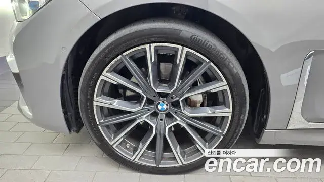 BMW 7 Series 2020 — Photo 4/20