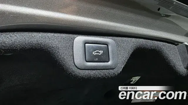 Lexus ES300h 2021 — Photo 37/37