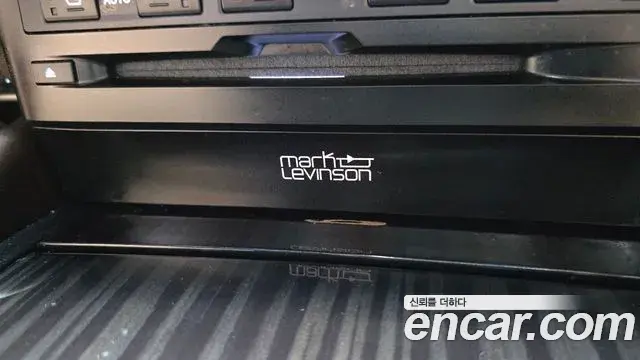 Lexus ES300h 2021 — Photo 6/37