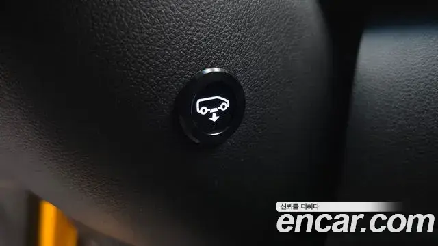 Hyundai Staria 2025 — Фото 18/20