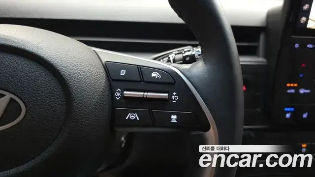 Hyundai Staria 2025 — Photo 21/34