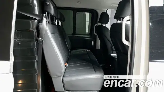 Hyundai Staria 2023 — Фото 12/20