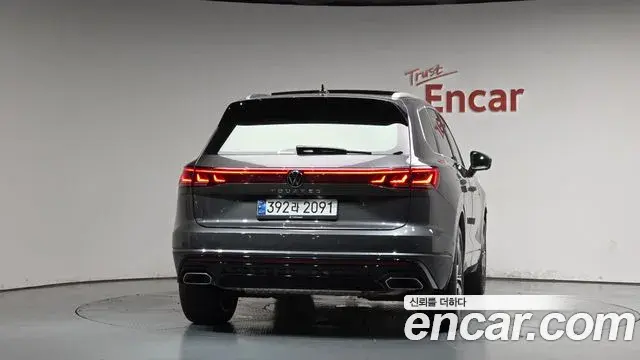 Volkswagen Touareg 2024 — Photo 10/36