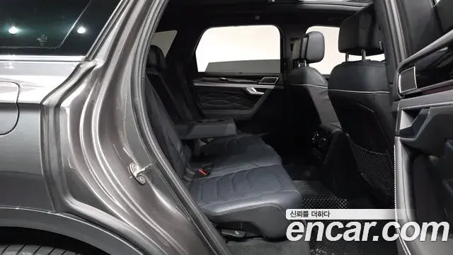 Volkswagen Touareg 2024 — Photo 32/36