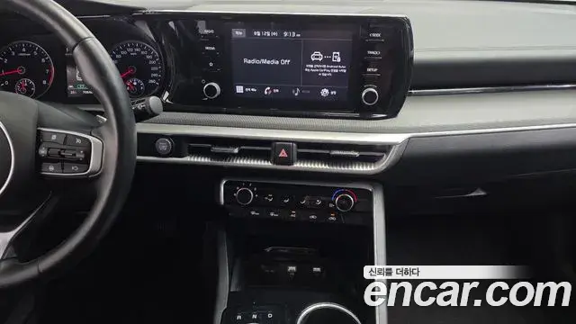 Kia K5 2022 — Şəkil 19/30