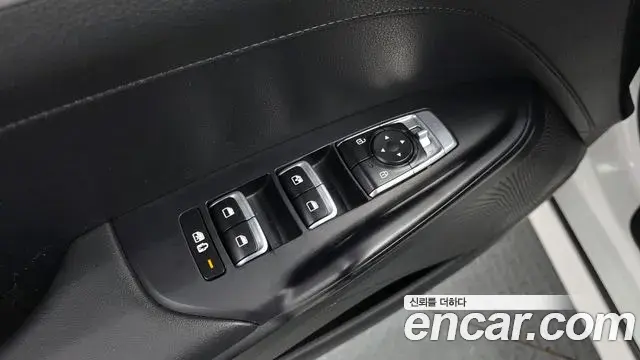 Kia K5 2022 — Şəkil 20/30