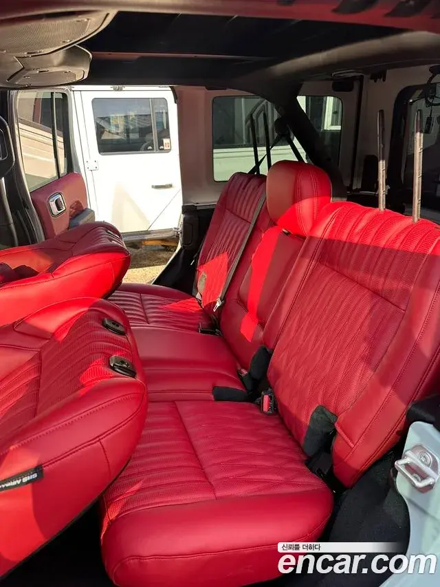 Jeep Wrangler 2024 — Photo 9/17