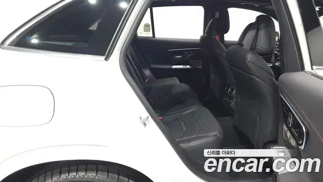 Mercedes-Benz GLC-Class 2025 — Фото 12/20
