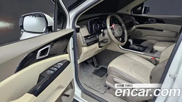 Kia Carnival 2020 — Photo 10/20