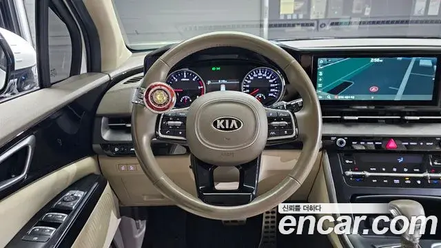 Kia Carnival 2020 — Photo 14/20