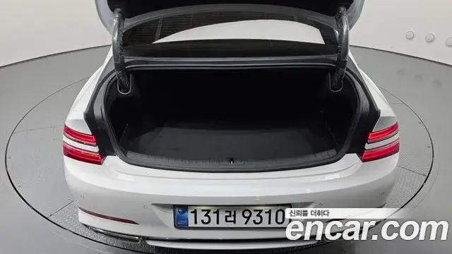 Genesis G80 2021 — Photo 20/35