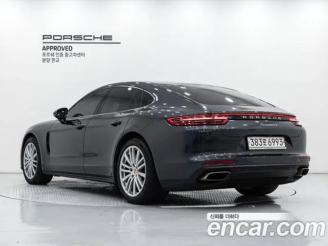 Porsche Panamera 2018 — Photo 13/19