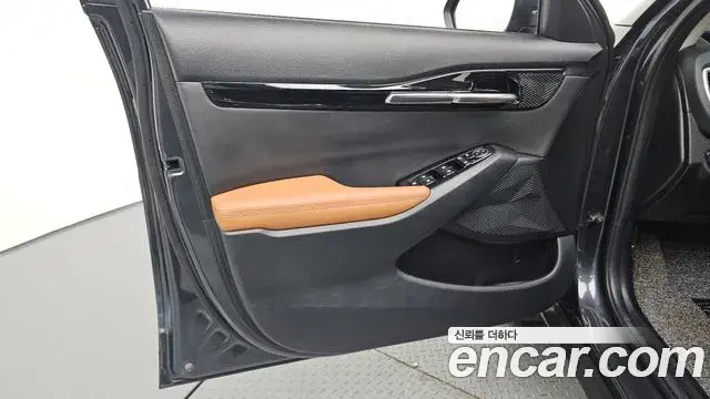Kia Seltos 2024 — Şəkil 13/31