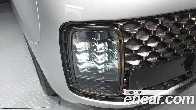 Hyundai Staria 2021 — ფოტო 26/33