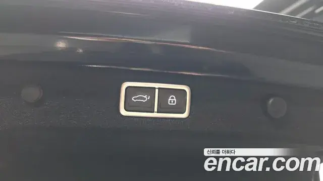 Hyundai Grandeur Hybrid 2023 — ფოტო 3/31