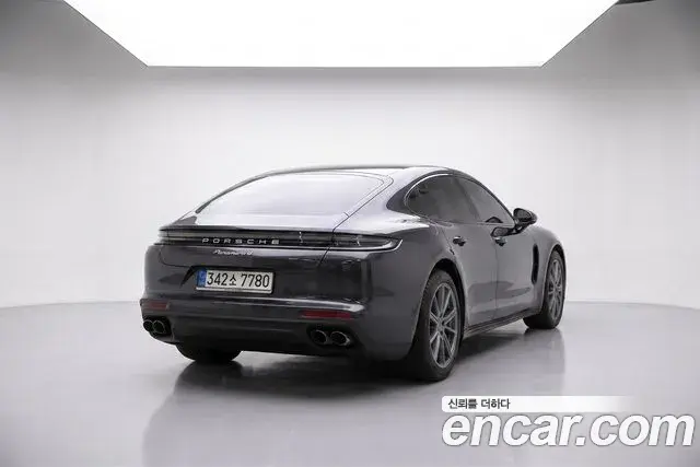Porsche Panamera 2025 — Photo 12/20