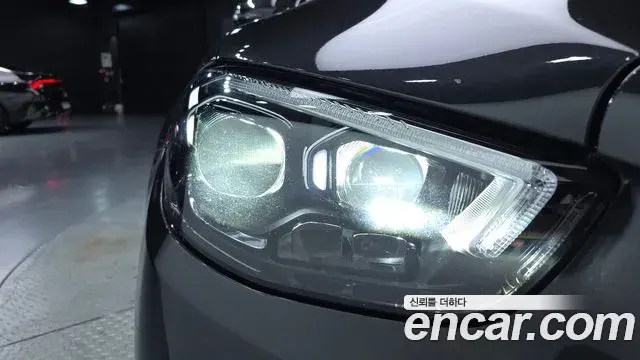 Mercedes-Benz E-Class 2021 — Şəkil 28/32