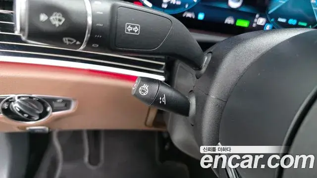 Mercedes-Benz E-Class 2021 — Şəkil 13/32