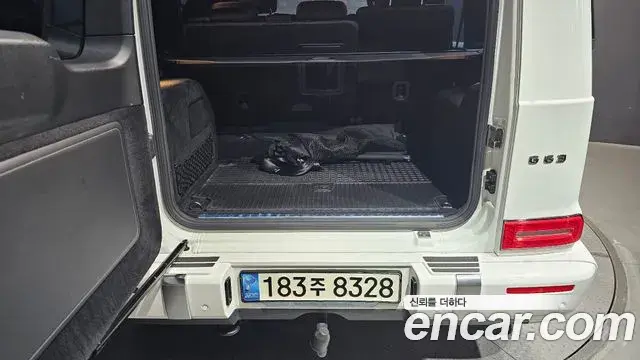 Mercedes-Benz G-Class 2021 — Şəkil 19/32