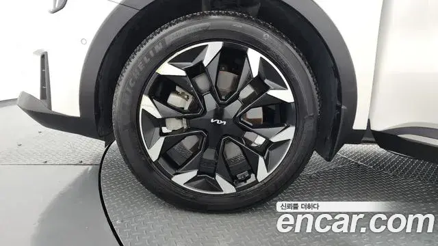 Kia Sorento 2024 — Photo 7/33