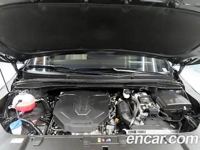 Kia Carnival 2023 — Şəkil 11/20