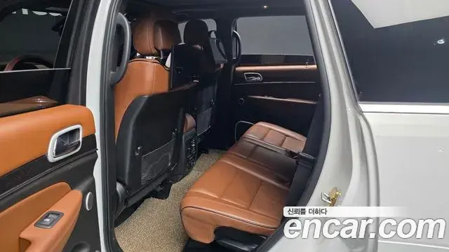 Jeep Grand Cherokee 2020 — Photo 34/34
