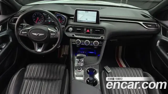 Genesis G70 2019 — Photo 2/20