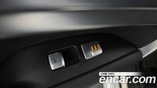 Genesis G70 2019 — Photo 9/20