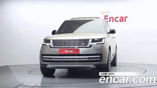 Land Rover Range Rover 2024 — ფოტო 8/20