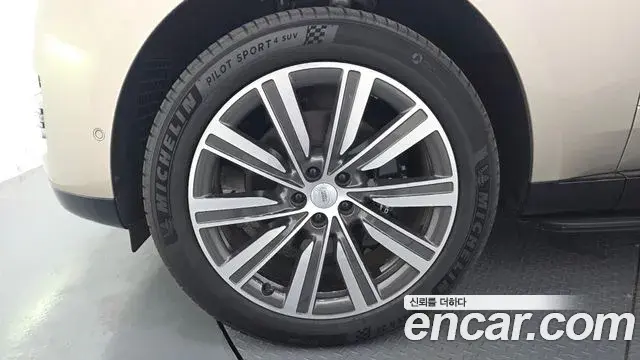 Land Rover Range Rover 2024 — ფოტო 20/20