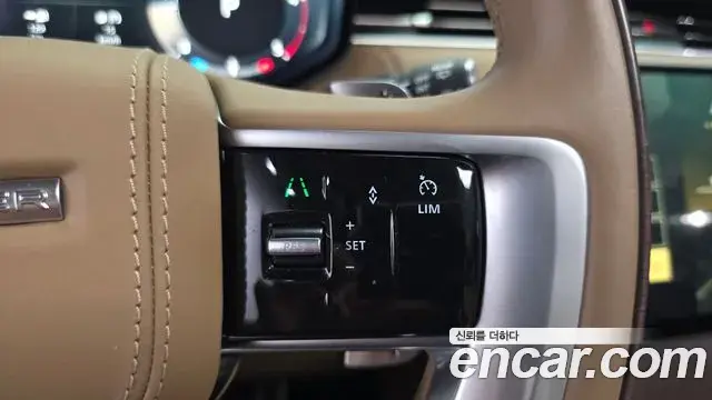 Land Rover Range Rover 2024 — ფოტო 19/20