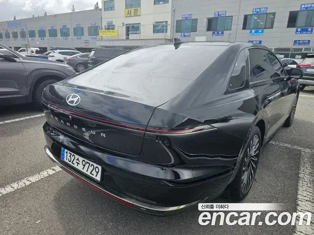 Hyundai Grandeur 2023 — Фото 1/20