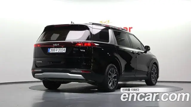 Kia Carnival 2022 — Photo 2/20