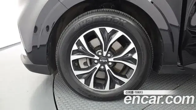 Kia Carnival 2022 — Photo 5/20