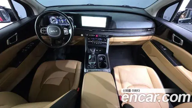 Kia Carnival 2022 — Photo 7/20