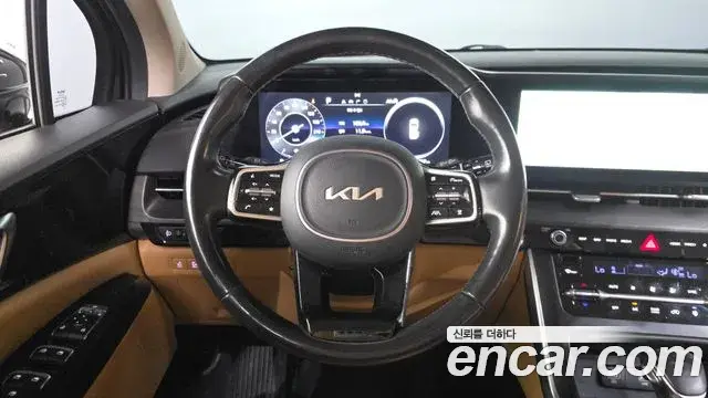 Kia Carnival 2022 — Photo 13/20