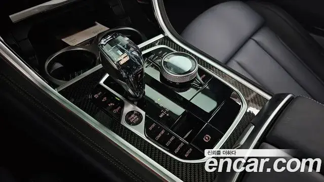 BMW 8 Series 2025 — Фото 9/20