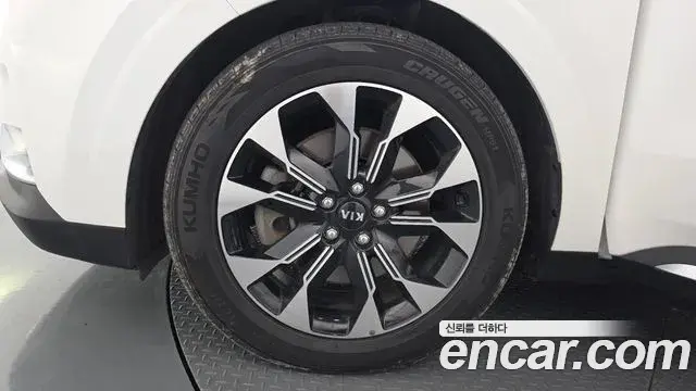 Kia Carnival 2020 — Photo 5/20