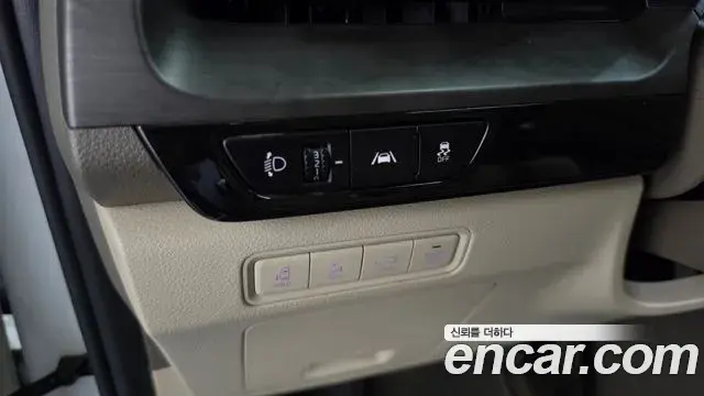 Kia Carnival 2020 — Photo 19/20