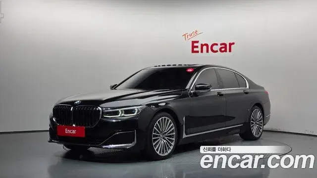 BMW 7 Series 2022 — ფოტო 15/20
